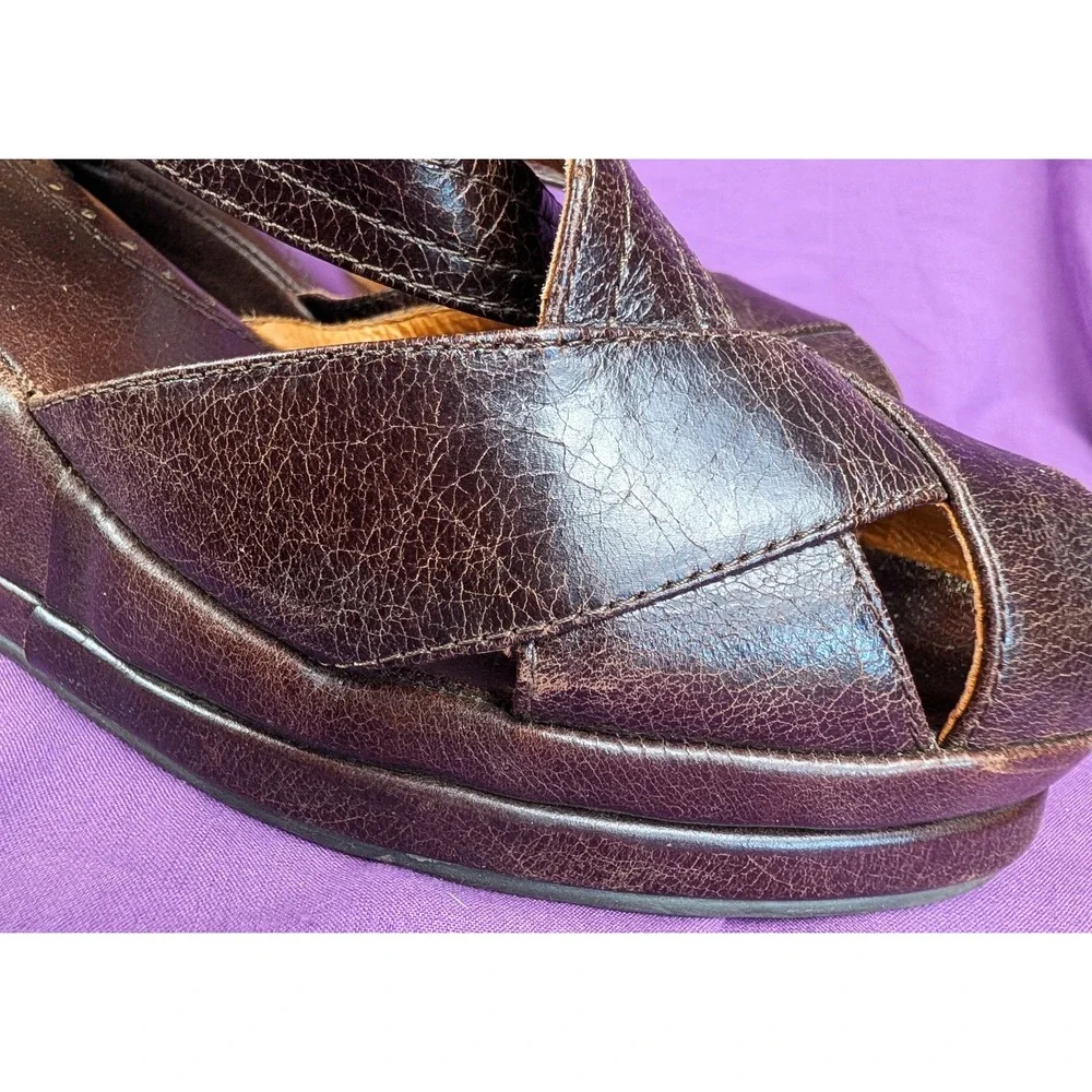 Re-mix Vintage Meadow Brown Croc Sz 9M Buckle Sandals Wedge Platform Leather